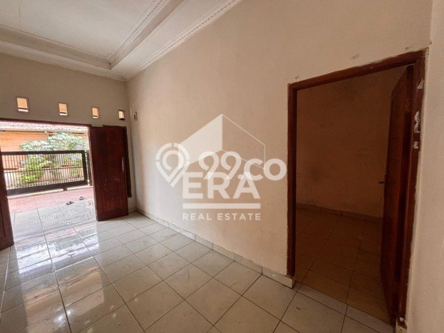 For Sale Rumah 3 Kamar Lokasi Ideal Nyaman dan Strategis di Jatisampurna For Sale Rumah 3 Kamar Lokasi Ideal Nyaman dan Strategis di Jatisampurna
