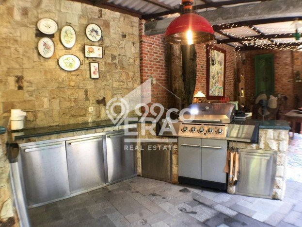 HOT DEAL! Vila Kawasan Sawangan, Luas 2057m2m², Lokasi Prima HOT DEAL! Vila Kawasan Sawangan, Luas 2057m2m², Lokasi Prima