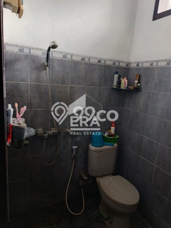 Siap Huni Hunian Elit 5 Kamar di Pondokmelati Dekat ke Mana Pun Siap Huni Hunian Elit 5 Kamar di Pondokmelati Dekat ke Mana Pun