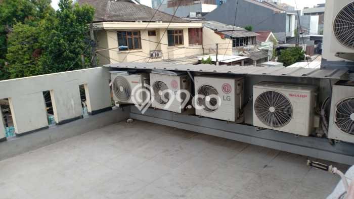 Kos-kosan Dijual di Kelapa Gading, Jakarta Utara dengan 23 Kamar Tidur, 23 Kamar Mandi Kos-kosan Dijual di Kelapa Gading, Jakarta Utara dengan 23 Kamar Tidur, 23 Kamar Mandi