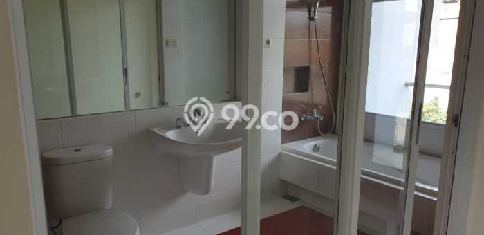 Rumah di Gandaria, LT 120m², LB 255m² Rumah di Gandaria, LT 120m², LB 255m²