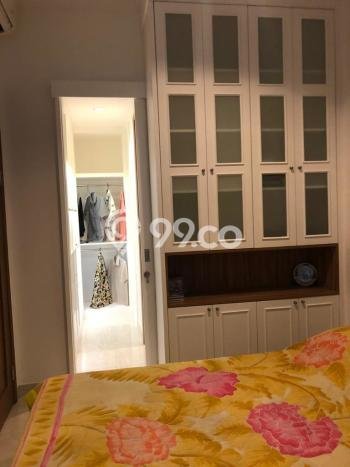 Disewakan Apartemen Strategis Kawasan Taman Anggrek, 3 KT, Luas 99m², Best View Disewakan Apartemen Strategis Kawasan Taman Anggrek, 3 KT, Luas 99m², Best View
