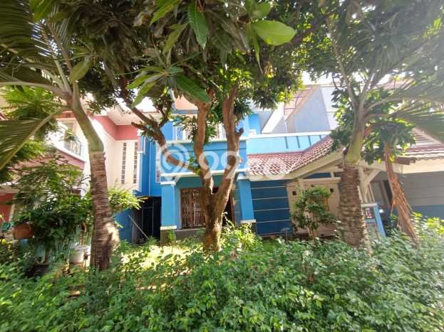 Rumah Eksklusif Siap Huni LT 200m2 di Karawaci, Tangerang Rumah Eksklusif Siap Huni LT 200m2 di Karawaci, Tangerang