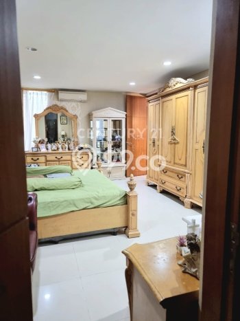 Rumah Luxury Modern Siap Huni di Pondok Indah Jakarta Selatan Rumah Luxury Modern Siap Huni di Pondok Indah Jakarta Selatan