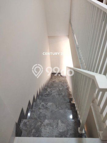 Dijual Rumah Strategis Bagus Punya 4 KT di Kemayoran Jakarta Pusat SHM Dijual Rumah Strategis Bagus Punya 4 KT di Kemayoran Jakarta Pusat SHM