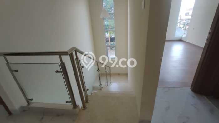 Hunian Mewah LB 180m2 Siap Huni Desain Elegan di Cipinang, Jakarta Timur Hunian Mewah LB 180m2 Siap Huni Desain Elegan di Cipinang, Jakarta Timur