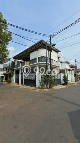 Hunian Mewah Dijual LT 193m2 di Duren Sawit, Jakarta Timur Hunian Mewah Dijual LT 193m2 di Duren Sawit, Jakarta Timur