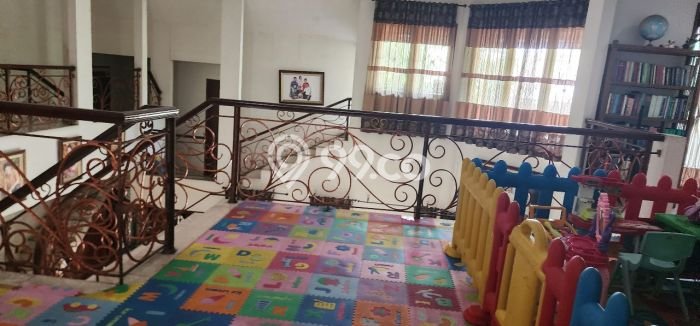 Jual Rumah Luas Elegan Dengan View Eksklusif di Jatiwarna, Bekasi Jual Rumah Luas Elegan Dengan View Eksklusif di Jatiwarna, Bekasi