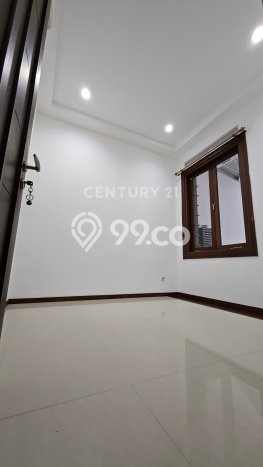 For Sale Hunian Rumah Terawat 2 KT di Pondok Bambu, Jakarta Timur For Sale Hunian Rumah Terawat 2 KT di Pondok Bambu, Jakarta Timur