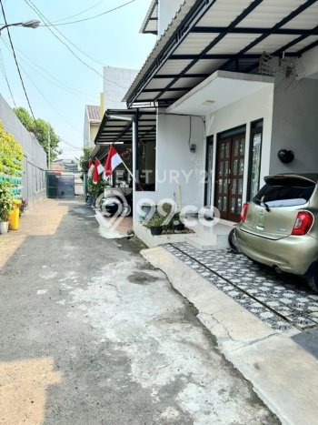 Jual Rumah Minimalis Bagus Punya 4 KT di Jagakarsa Jakarta Selatan SHM Jual Rumah Minimalis Bagus Punya 4 KT di Jagakarsa Jakarta Selatan SHM
