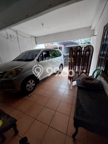 Rumah Elit LB 200m2 Siap Huni Desain Elegan di Kampung Ambon, Jakarta Timur Rumah Elit LB 200m2 Siap Huni Desain Elegan di Kampung Ambon, Jakarta Timur