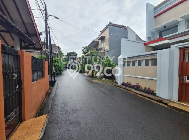 Siap Huni Hunian Elit 4 Kamar di Cipayung Dekat ke Mana Pun Siap Huni Hunian Elit 4 Kamar di Cipayung Dekat ke Mana Pun