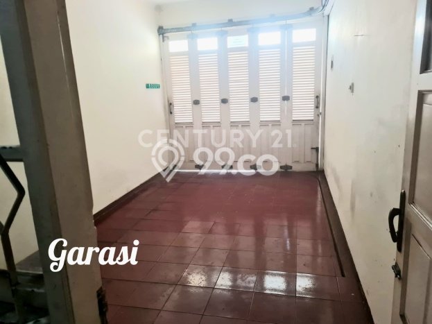 Siap Huni Rumah Mewah 4 Kamar di Tebet Dekat ke Mana Saja Siap Huni Rumah Mewah 4 Kamar di Tebet Dekat ke Mana Saja