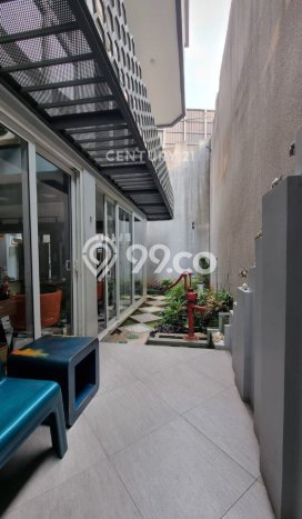 Siap Huni Rumah Mewah 4 Kamar di Kebayoran Baru Dekat ke Mana Saja Siap Huni Rumah Mewah 4 Kamar di Kebayoran Baru Dekat ke Mana Saja