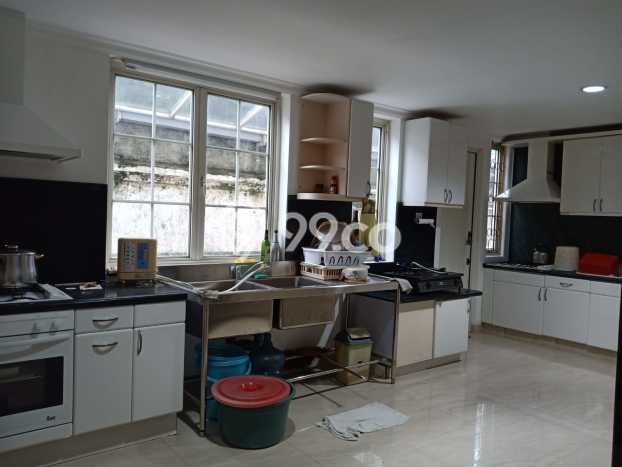 Rumah Luxury Modern Tanpa Renovasi di Sentul Bogor Rumah Luxury Modern Tanpa Renovasi di Sentul Bogor