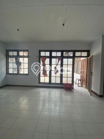 Rumah Terawat area , Bekasi, LT 162m2m², LB 75m2m² Rumah Terawat area , Bekasi, LT 162m2m², LB 75m2m²