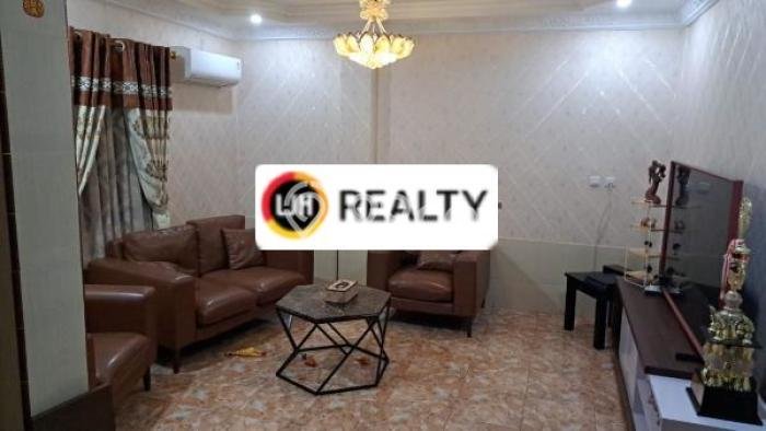 Rumah Strategis di Rawa Badak, Dekat Kawasan Bisnis, Jakarta Utara - 8 Kamar Tidur Rumah Strategis di Rawa Badak, Dekat Kawasan Bisnis, Jakarta Utara - 8 Kamar Tidur