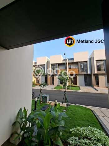 Rumah Modern 2 Kamar LT 66m2 di Summarecon Crown Gading Rumah Modern 2 Kamar LT 66m2 di Summarecon Crown Gading