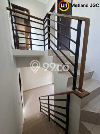 Rumah Modern 2 Kamar LT 66m2 di Summarecon Crown Gading Rumah Modern 2 Kamar LT 66m2 di Summarecon Crown Gading
