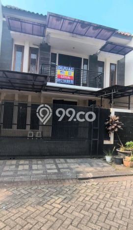 PROPERTI UNGGULAN! Rumah Premium area , LT 135m2m² LB 193m2m² PROPERTI UNGGULAN! Rumah Premium area , LT 135m2m² LB 193m2m²