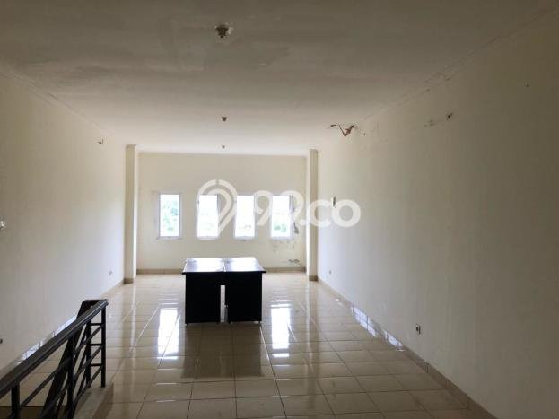 Ruko Disewakan di Gading Serpong, Luas 20m², Area Komersial, Akses Utama Ruko Disewakan di Gading Serpong, Luas 20m², Area Komersial, Akses Utama