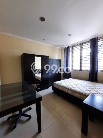 Rumah Elit Modern Tanpa Renovasi di Pondok Indah Jakarta Selatan Rumah Elit Modern Tanpa Renovasi di Pondok Indah Jakarta Selatan