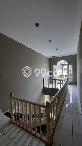 Rumah di Kawasan Pondok Indah, Lingkungan Premium LT 200m² Rumah di Kawasan Pondok Indah, Lingkungan Premium LT 200m²