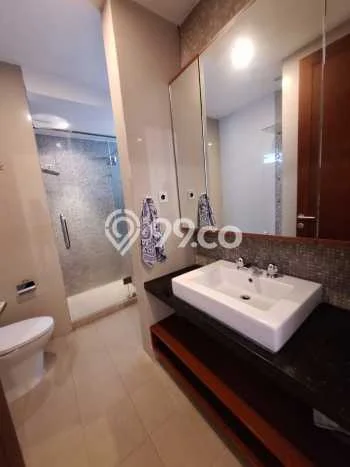 Hunian Mewah LB 170m2 Siap Huni Desain Elegan di Pondok Indah, Jakarta Selatan Hunian Mewah LB 170m2 Siap Huni Desain Elegan di Pondok Indah, Jakarta Selatan