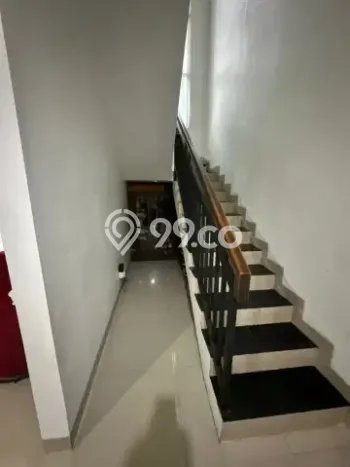 Rumah Modern 3 KT di Lubang Buaya Jakarta Timur Full Furnished Rumah Modern 3 KT di Lubang Buaya Jakarta Timur Full Furnished