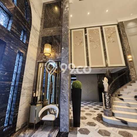 Rumah SHM 2 Lantai di Cilandak Rumah SHM 2 Lantai di Cilandak