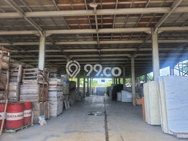 Lokasi Strategis! Dijual Gudang Bisnis di Sepatan, Tangerang Kondisi Baik Lokasi Strategis! Dijual Gudang Bisnis di Sepatan, Tangerang Kondisi Baik