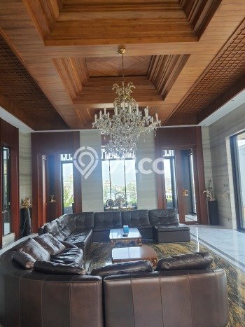 Rumah Elit Modern Siap Huni di Pantai Mutiara Jakarta Utara Rumah Elit Modern Siap Huni di Pantai Mutiara Jakarta Utara