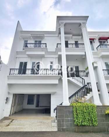 Hunian Elit LB 369m2 Siap Pakai Desain Elegan di Fatmawati, Jakarta Selatan Hunian Elit LB 369m2 Siap Pakai Desain Elegan di Fatmawati, Jakarta Selatan