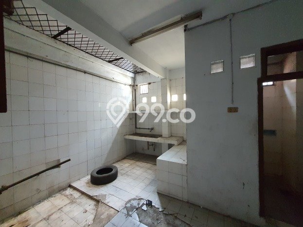 Ruko Bagus Dijual LB 270m2 Lokasi Strategis Jakarta Barat Area Cocok untuk Bisnis Ruko Bagus Dijual LB 270m2 Lokasi Strategis Jakarta Barat Area Cocok untuk Bisnis