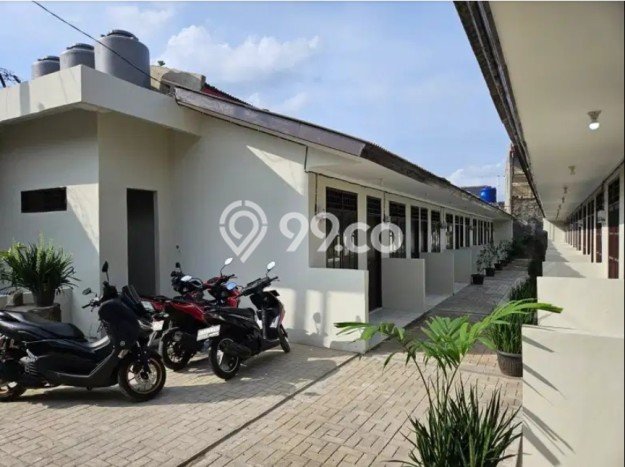 Komersial Bagus Dijual LB 400m2 Lokasi Strategis Depok Area Cocok untuk Bisnis Komersial Bagus Dijual LB 400m2 Lokasi Strategis Depok Area Cocok untuk Bisnis