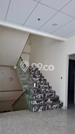 Unit Kantor Dijual di Jakarta Selatan LT 875m2 & LB 2700m2 Unit Kantor Dijual di Jakarta Selatan LT 875m2 & LB 2700m2
