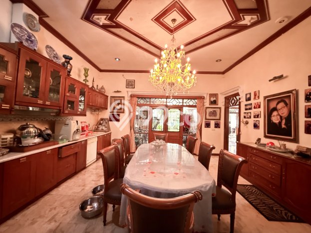 Dijual Hunian Mewah dengan Fasilitas Sekitar Lengkap di Menteng, Jakarta Pusat Dijual Hunian Mewah dengan Fasilitas Sekitar Lengkap di Menteng, Jakarta Pusat