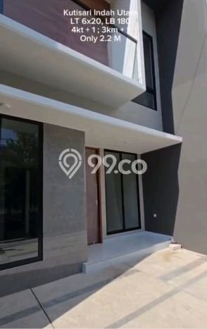 Siap Huni Rumah Minimalis & Modern LB 180m2 di Kutisari Siap Huni Rumah Minimalis & Modern LB 180m2 di Kutisari
