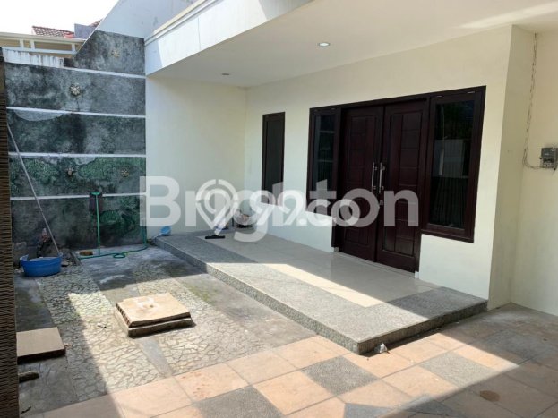 Hunian Cantik Minimalis Lb 100m2 di Waru, Sidoarjo Hunian Cantik Minimalis Lb 100m2 di Waru, Sidoarjo