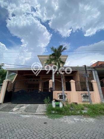 Rumah area Wonocolo, Surabaya, Luas 200m2m² LB 240m2m² Rumah area Wonocolo, Surabaya, Luas 200m2m² LB 240m2m²
