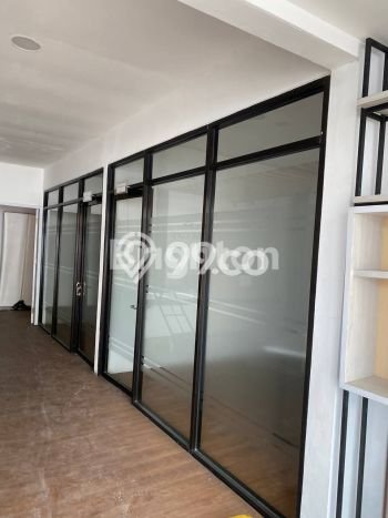 Unit Komersial Disewakan di Surabaya Area Strategis Harga Kompetitif Unit Komersial Disewakan di Surabaya Area Strategis Harga Kompetitif