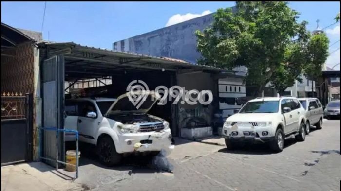 Gudang Kawasan Dukuh Kupang, Luas 180m2m², Posisi Mainroad Gudang Kawasan Dukuh Kupang, Luas 180m2m², Posisi Mainroad