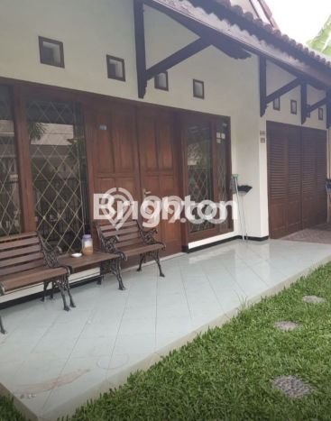 Siap Huni Hunian Elit 4 Kamar di Rungkut Dekat ke Mana Pun Siap Huni Hunian Elit 4 Kamar di Rungkut Dekat ke Mana Pun