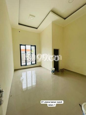 Jual Rumah Favorit Siap Huni LB 300m2 di Rungkut, Surabaya Jual Rumah Favorit Siap Huni LB 300m2 di Rungkut, Surabaya