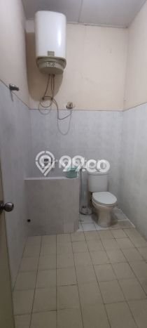 Dijual Cepat Rumah Favorit Siap Huni LB 160m2 di Wonocolo, Surabaya Dijual Cepat Rumah Favorit Siap Huni LB 160m2 di Wonocolo, Surabaya