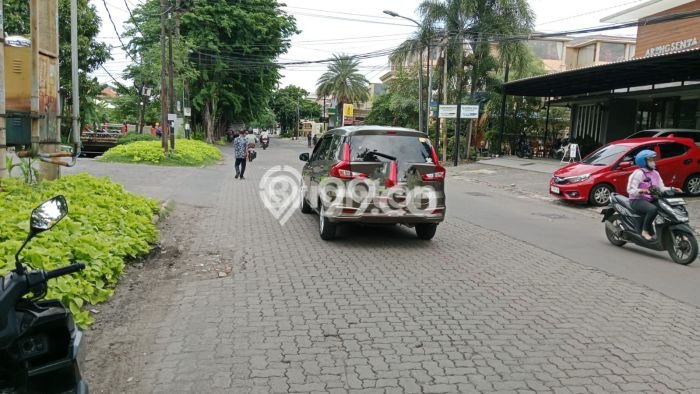 Tanah Disewa Strategis di Surabaya Luas 447m2 Tanah Disewa Strategis di Surabaya Luas 447m2