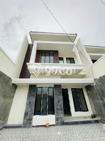 Jual Rumah Favorit Siap Huni LB 300m2 di Rungkut, Surabaya Jual Rumah Favorit Siap Huni LB 300m2 di Rungkut, Surabaya