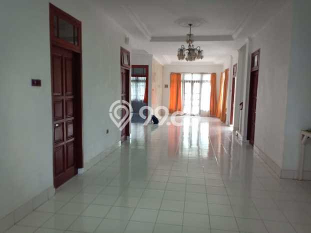 NEW LISTING! Rumah kawasan Denpasar Barat, Siap Huni, 5 KM, Dekat Denpasar Barat, Denpasar, Denpasar, LT 450m² LB 500m² NEW LISTING! Rumah kawasan Denpasar Barat, Siap Huni, 5 KM, Dekat Denpasar Barat, Denpasar, Denpasar, LT 450m² LB 500m²