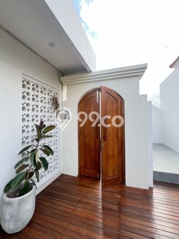 Rumah kawasan Pererenan, 2 KT, Pemandangan Kota, Luas 150m2m² Bangunan 100m2m² Rumah kawasan Pererenan, 2 KT, Pemandangan Kota, Luas 150m2m² Bangunan 100m2m²