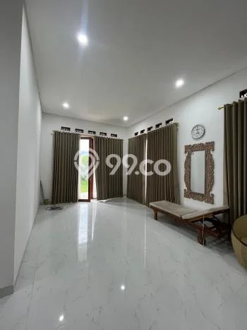 Jarang Ada! Rumah Sewa 6 Kamar Bagus Siap Huni Singaraja Jarang Ada! Rumah Sewa 6 Kamar Bagus Siap Huni Singaraja